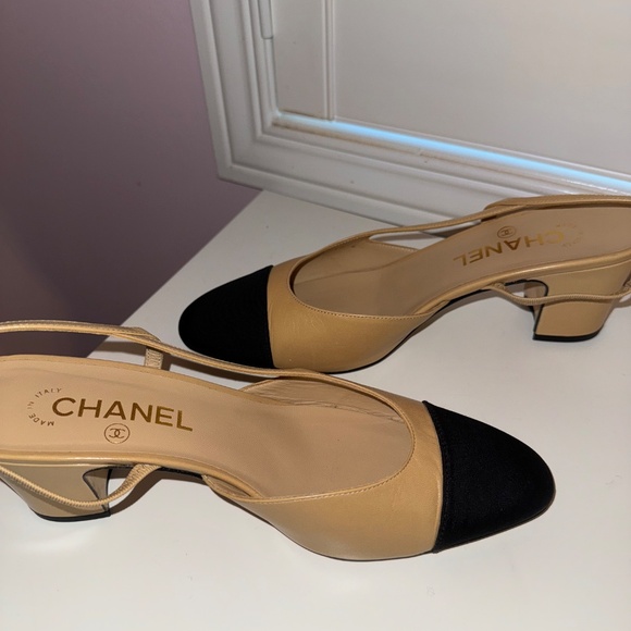 Authentic Chanel Classic Slingbacks Size 38 - Picture 6 of 9